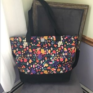 Large floral tote bag with pocket